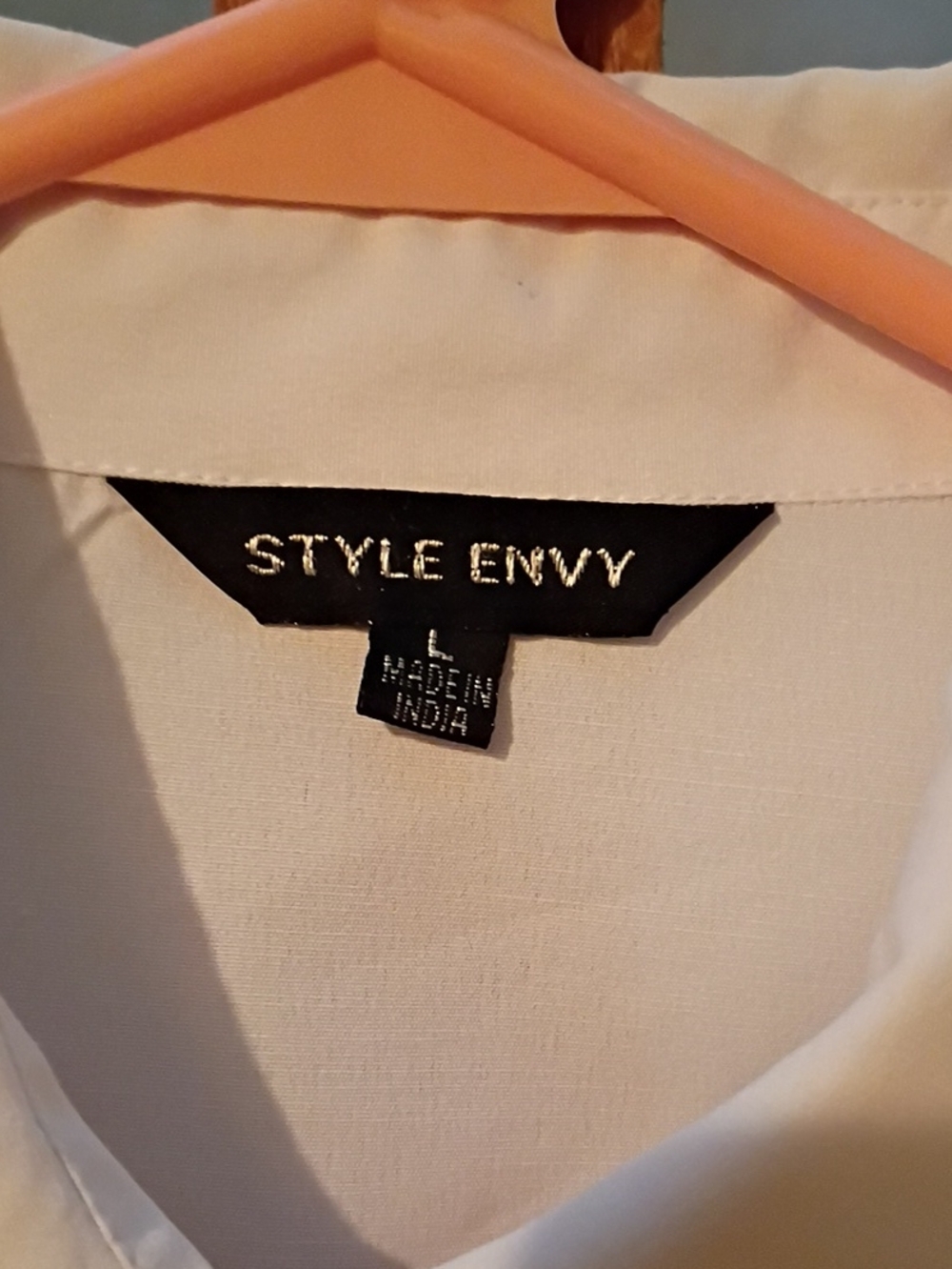 Style Envy White Button-Up Blouse